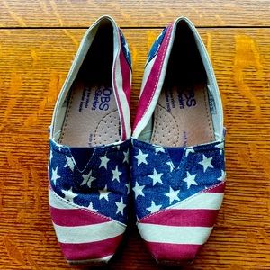 Bobs patriotic flats